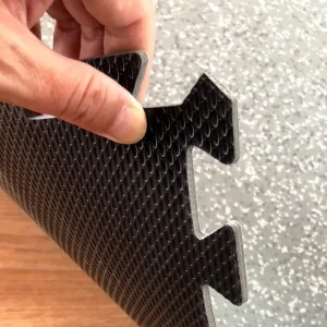 Joints, jigsaw puzzle flooring, fitness flooring, shock-absorbing flooring in gyms
